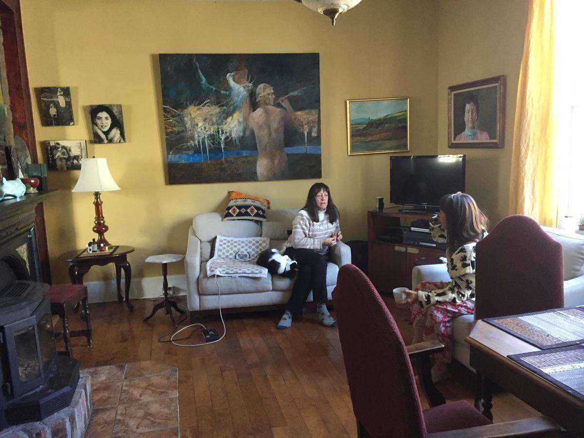 Meems Elliston B&B Bagian luar foto