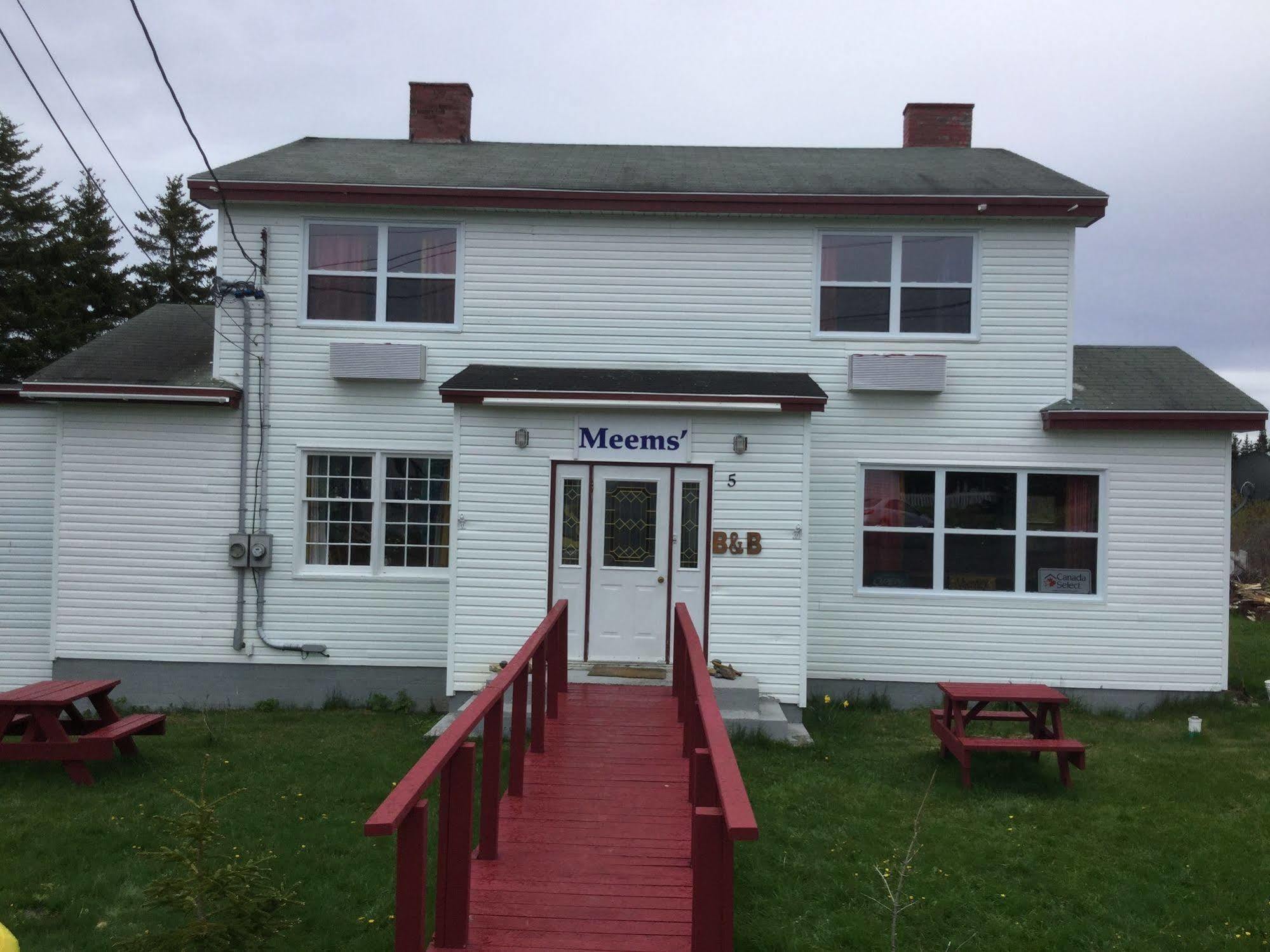Meems Elliston B&B Bagian luar foto